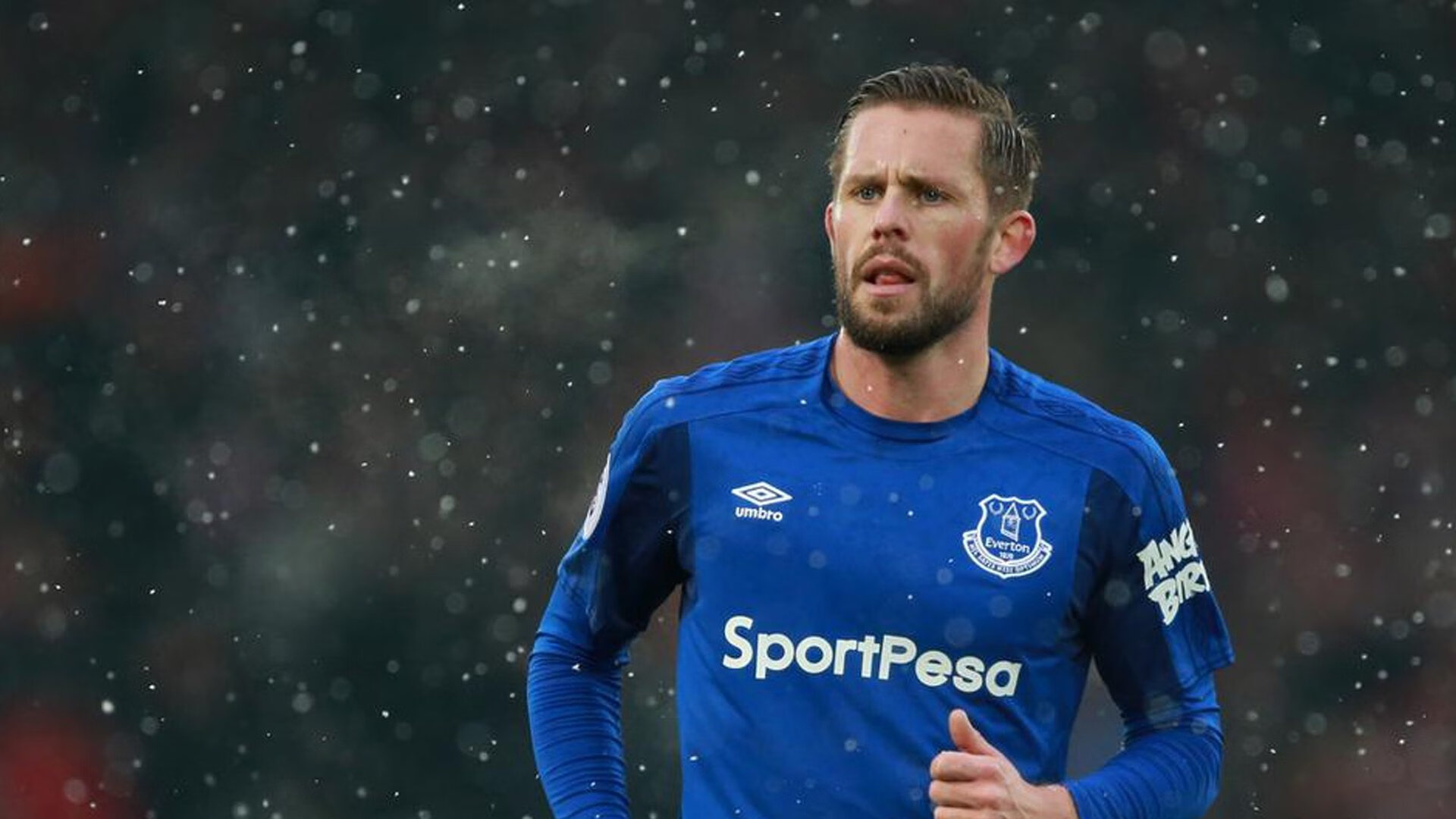 雷姆科·埃夫内普尔夺得男子公路赛金牌